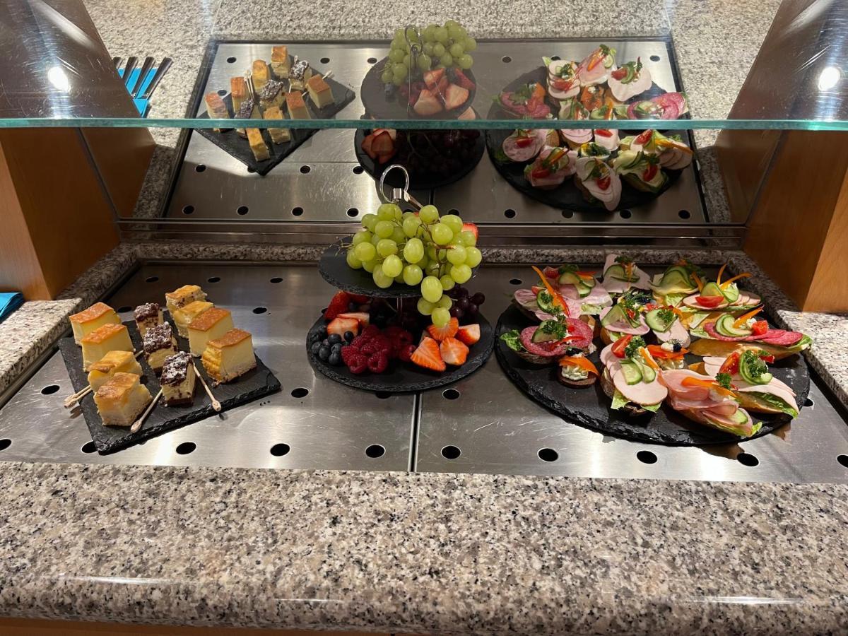 Landhotel Der Distelhof Mit Scheunencafe Dillstadt 外观 照片