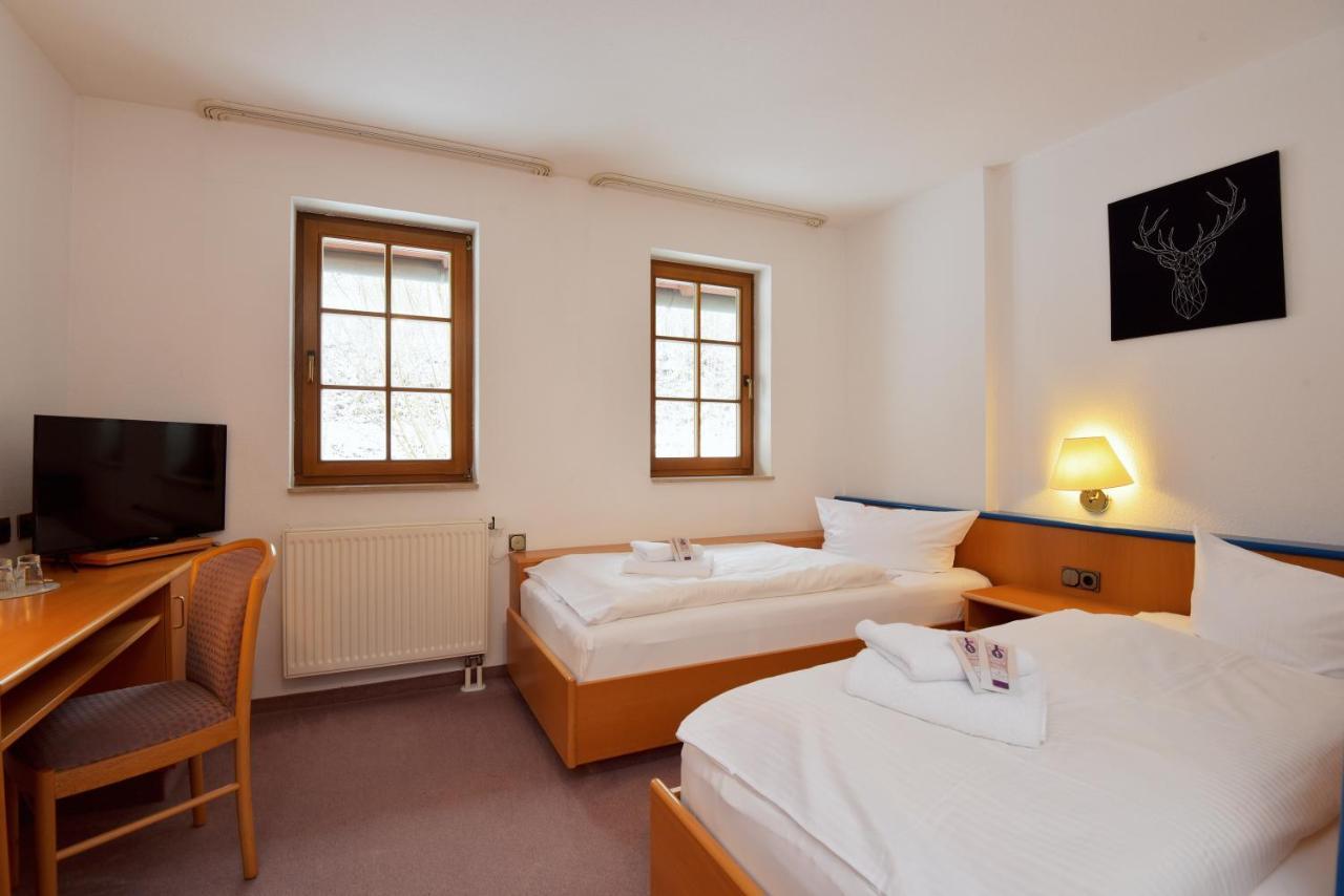 Landhotel Der Distelhof Mit Scheunencafe Dillstadt 客房 照片