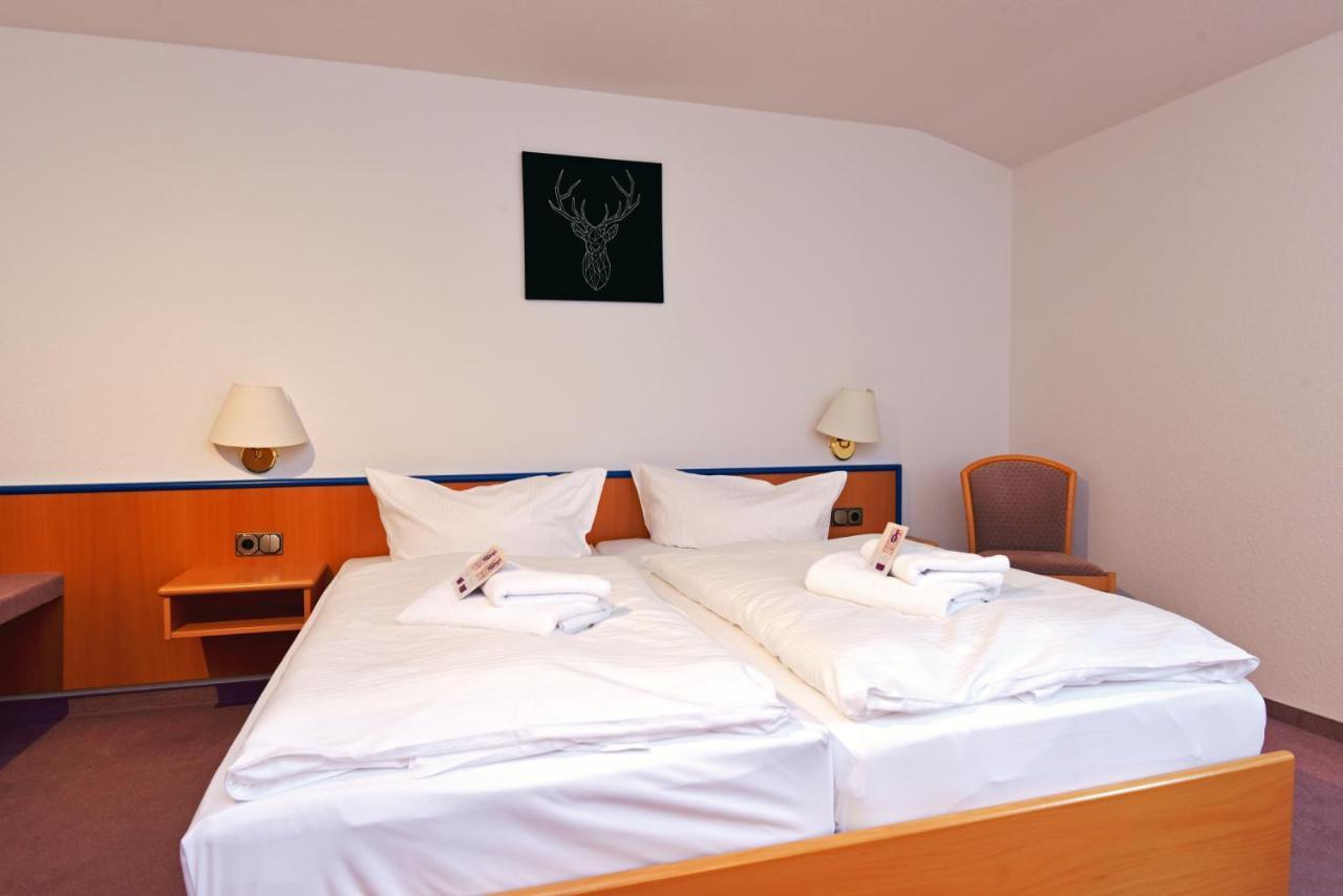 Landhotel Der Distelhof Mit Scheunencafe Dillstadt 外观 照片