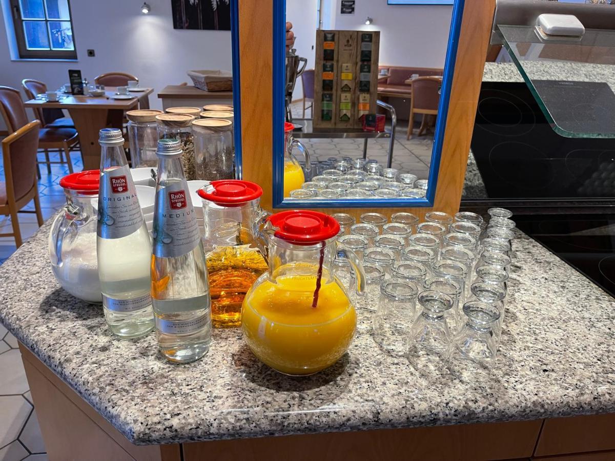Landhotel Der Distelhof Mit Scheunencafe Dillstadt 外观 照片