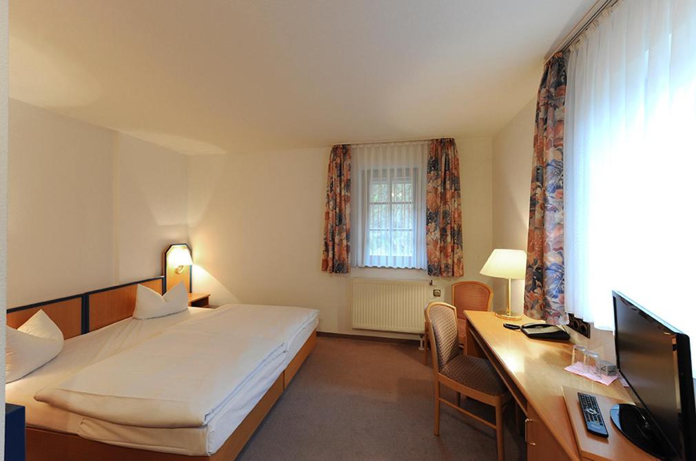 Landhotel Der Distelhof Mit Scheunencafe Dillstadt 客房 照片